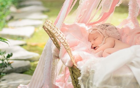 Prénom Fille Retro • Mathilde
